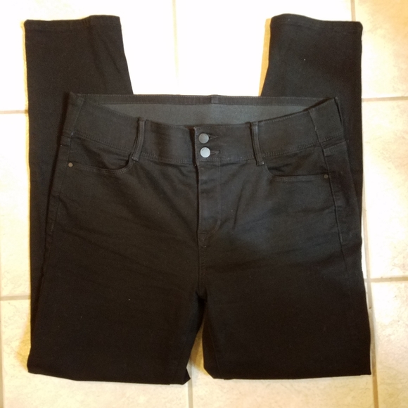 Apt. 9 Denim - 👖😎 STRAIGHT LEG SUPER STRETCH JEANS